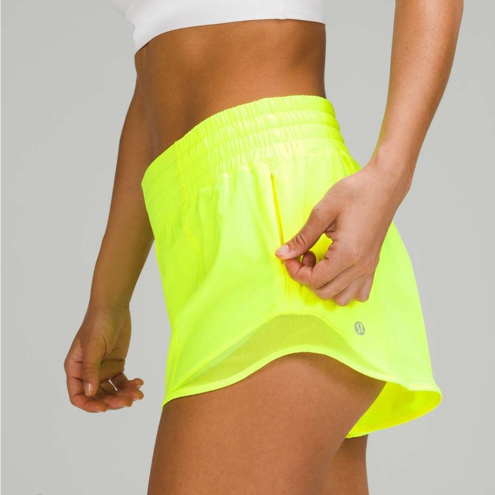 lululemon highlight yellow hotty hot shorts